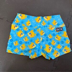 Rok the Box booty shorts, M